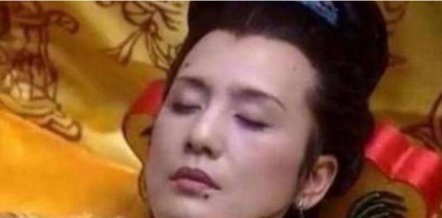 下葬|古代嫔妃下葬为何要堵上肛门?医生告诉你理由,并非迷信