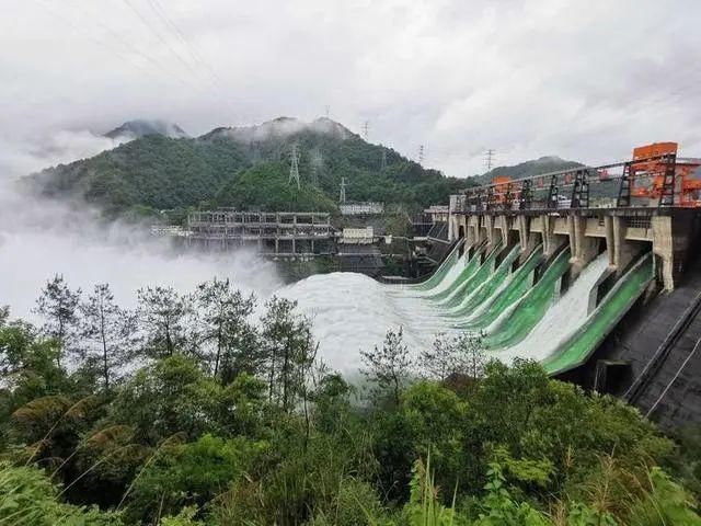  预警|新安江水库首次9孔全开！省气象局发出兰溪等地洪水预警