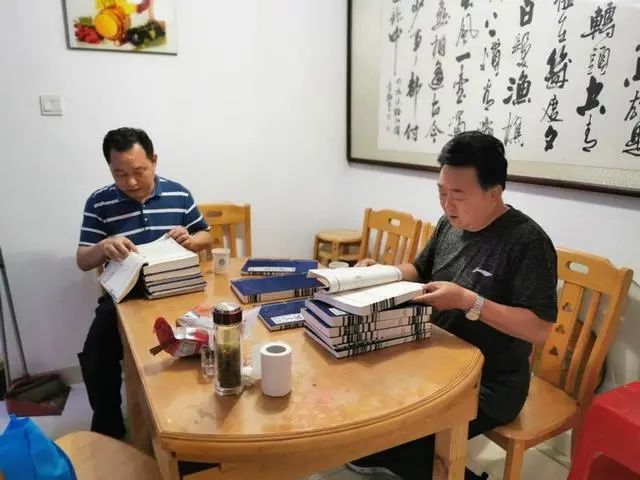 雪地|正月的夜里，女子被人挟持到雪地侵犯后杀害，21年后，公安局“四老”出手终破案