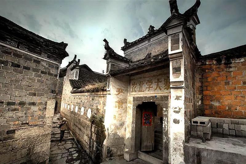 贾市河|守望的历史：里耶贾市古街