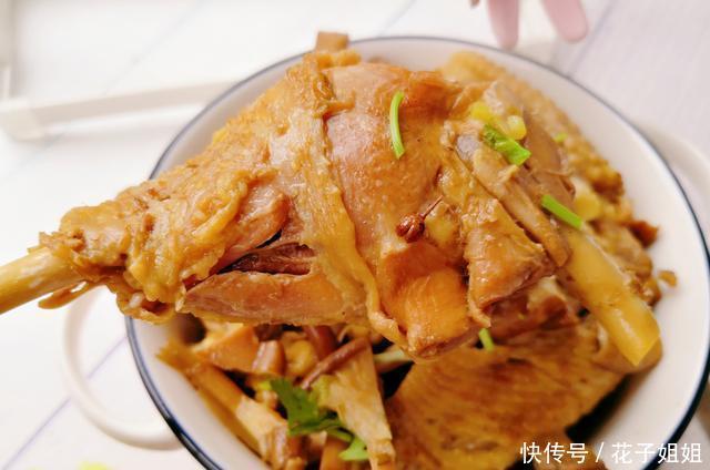 乌脚鸡|中伏,天热湿气重,这两搭配好下饭,鲜香不腥味道赞,做法也不难