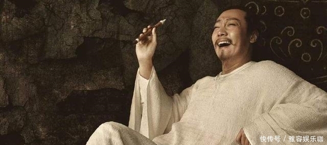 写下|写下“低头思故乡”的李白，为何一生都不回故乡？