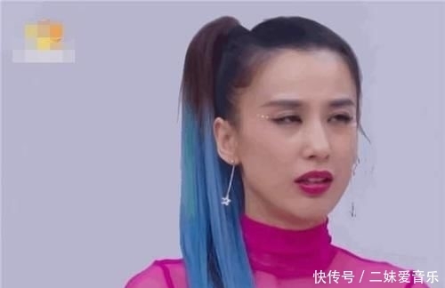  真情流露|《乘风破浪的姐姐》淘汰赛，万茜是真情流露，黄圣依被吐槽假哭？