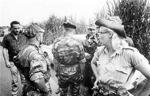  国家|他是世界雇佣兵之王，30年娶6个妻子，干掉4位总统，还自建一国家