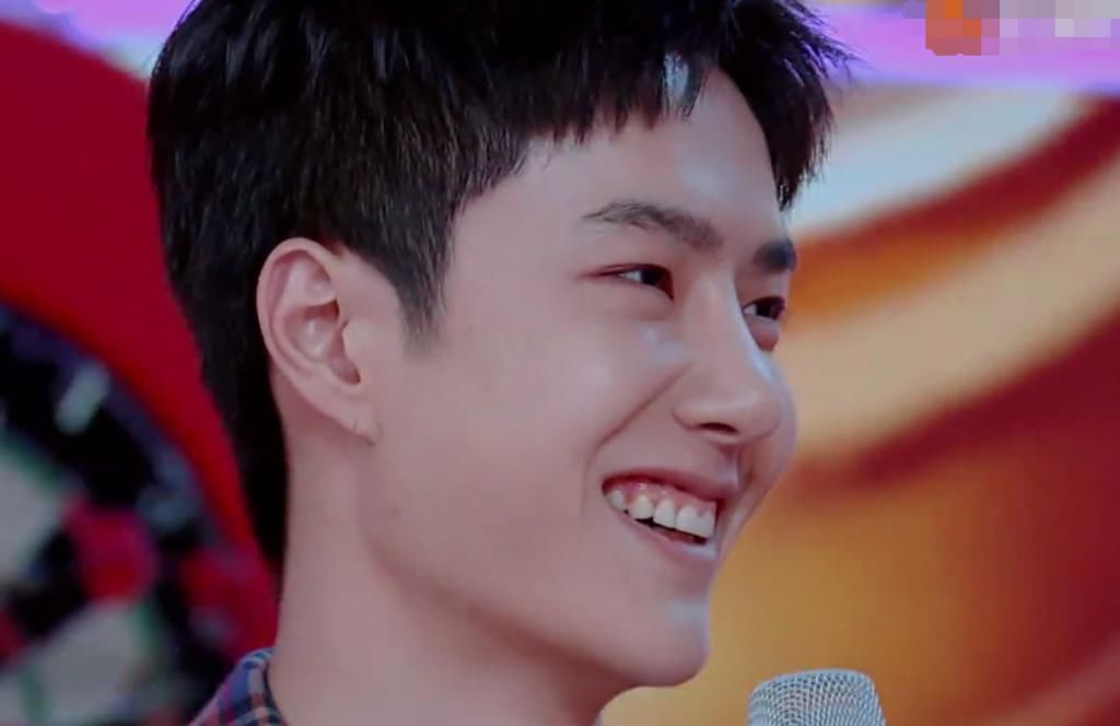  神仙|神仙姐弟同框！赵丽颖做客《天天向上》，王一博举动体现两人关系