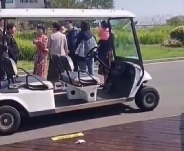 中国|小伙怒斥穿和服女子：是不是中国人？在军舰旁边拍照！警方：穿什么都不行