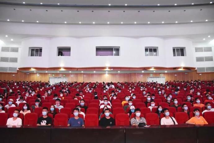 同行|【天下无诈】开学第一课 反诈与你同行