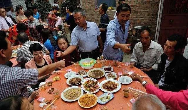 酒席|参加农村酒席，最不能让人接受的事情是什么呢？