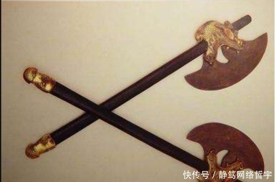 费劲|古人用的很称手的武器,为何现代的人拿都很费劲?是我们倒退了吗