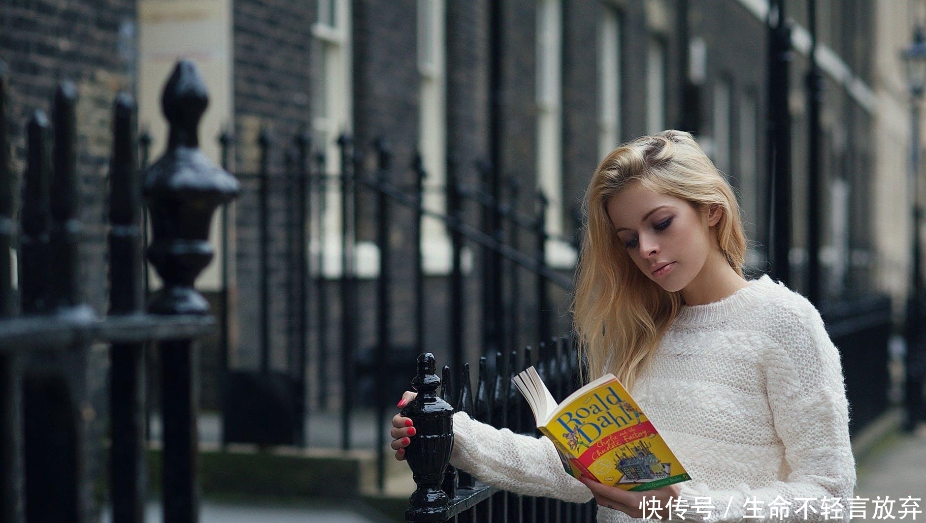 改变自己|再爱一个人,也别爱得太满,管得太多