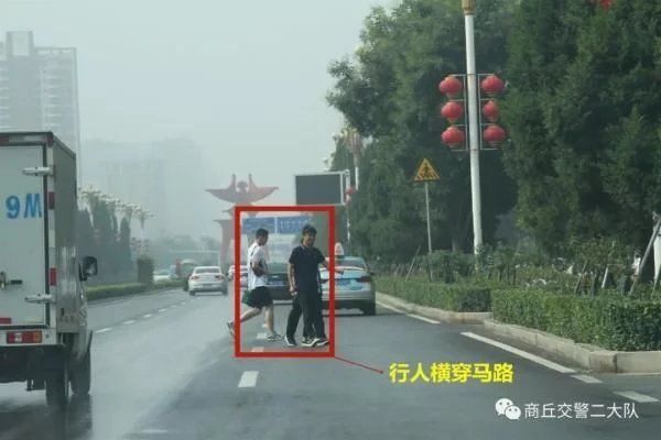 环境|看看都有那些人在破坏文明交通环境、你是否也在其中?