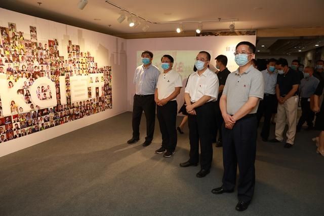 展览|致敬“逆行者”,首开集团战疫主题展览揭幕