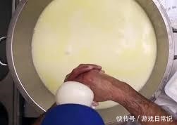 美食|一个小吃五十块，一天只卖两百个，你知道这是什么新奇的小吃吗