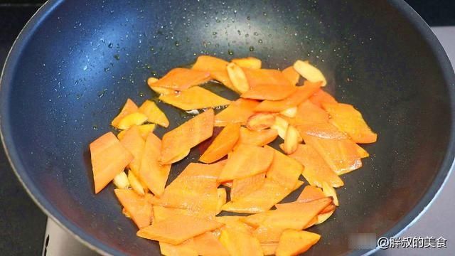  豆腐|豆腐这样做实在太好吃了，我家隔三差五就吃一次，比红烧肉还解馋