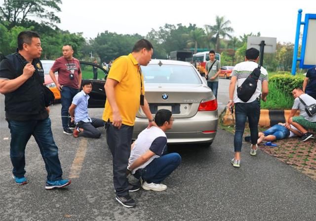  特定|碰瓷党也会针对特定人群？老司机：有行规，这3类车他们不碰！