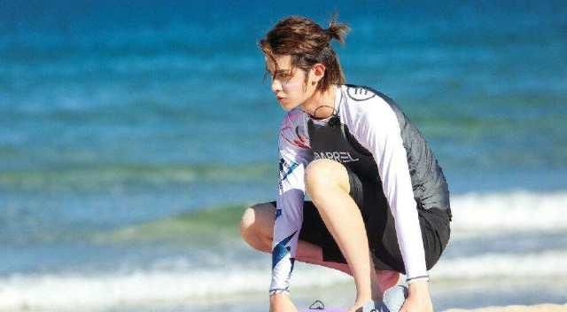 冲浪爱好者|《夏日冲浪店》首遇顾客逃单,集体懵圈,可怎么办呢