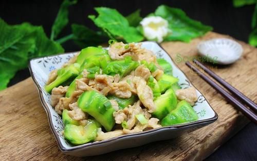 香味|进入8月,吃红豆绿豆都不如吃这瓜,加肉炒鲜香味美,营养全面