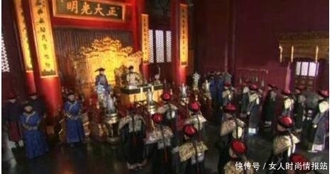 咋办|古代官员上朝突然想撒尿咋办? 嘴里含一样东西立马舒服了