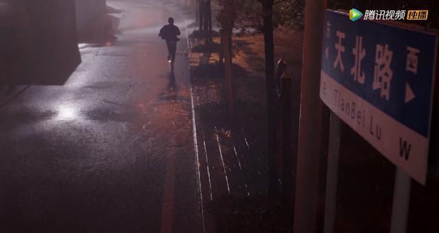  过于|《穿越火线》剧情反转太多，许蔚或许不是“凶手”，伏笔过于明显