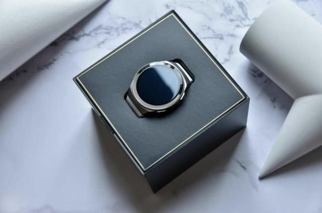  华为|华为Watch GT2e对抗GT2：GT2e略胜一筹，但GT2却更贵