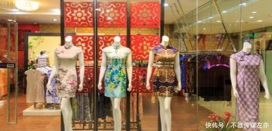  中国|越南大妈到中国旅游，狂购5件旗袍，结账时老板左右为难