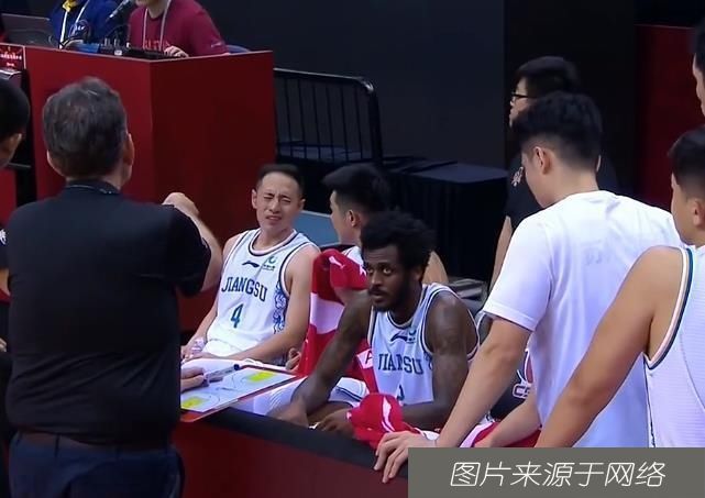 山东|101-92!CBA出局队击败季后赛队!吴冠希29分爆发,妖星38分