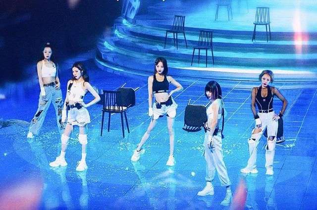  比赛|《浪姐》四公必将意难平，蓝盈莹的小心机揭露了节目的赛制问题