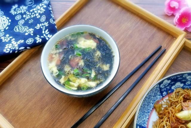  难怪|西红柿汤总不对味？先炒西红柿还是先加水，很多人做错难怪不好喝