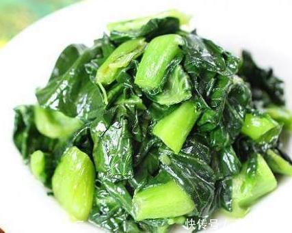 青菜|炒青菜,用油炒还是用水炒大厨教你1个小妙招,青菜好吃不油腻