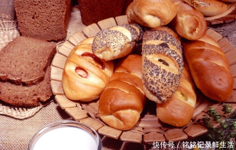  鸡蛋面包|爱吃面包的人，买时尽量避开这几种，老板一瞧就知道是内行人