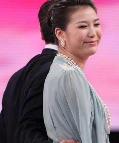 小伙|非诚勿扰“无臂女孩”:与小伙牵手成功,下台被甩,如今她怎么样