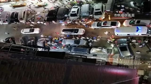  小车|奇迹！男子从8楼坠落砸凹小车，事后自行爬起上了救护车