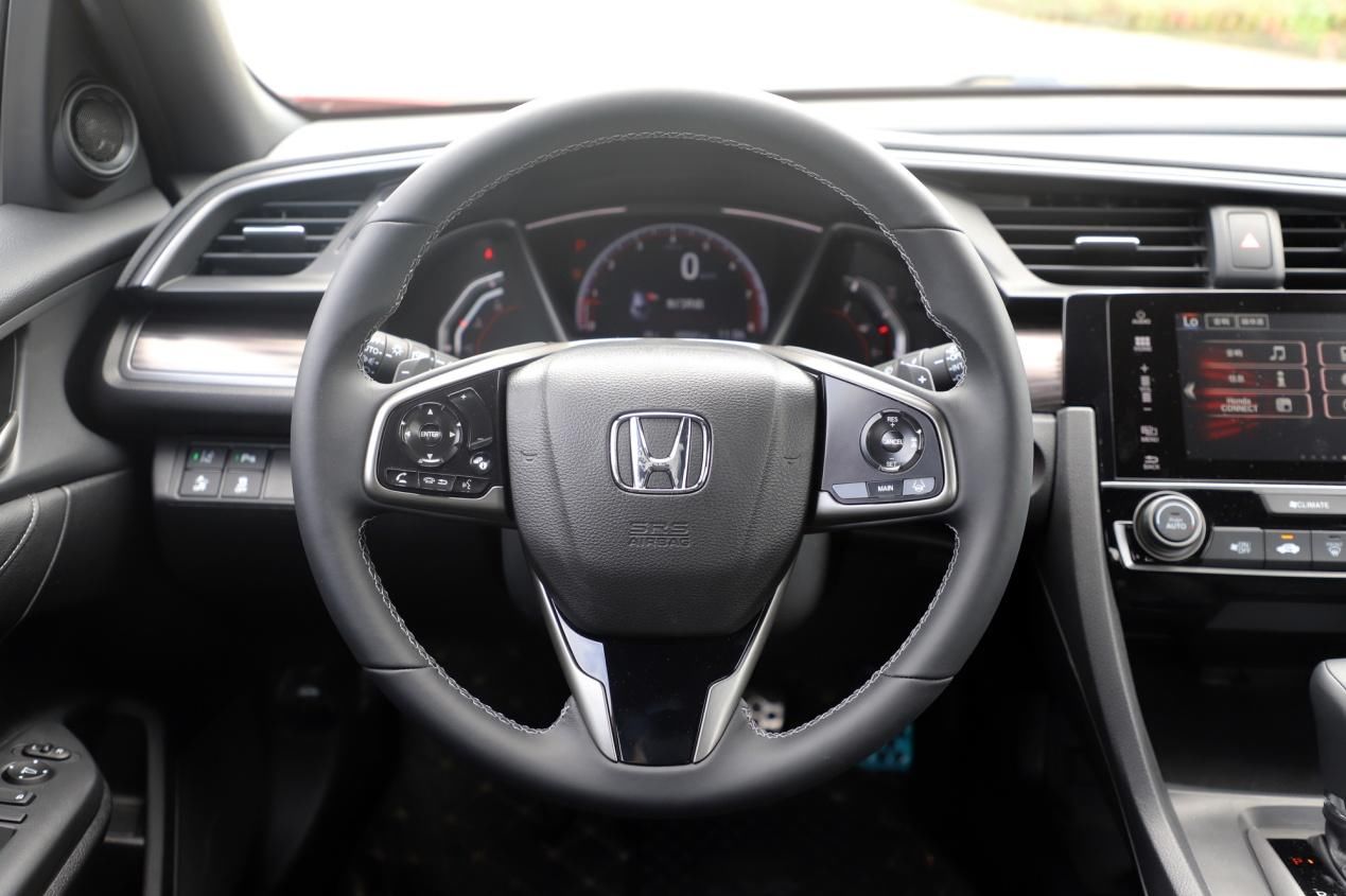  国内|超跑颜值、小钢炮性能，全新思域Hatchback如何选？