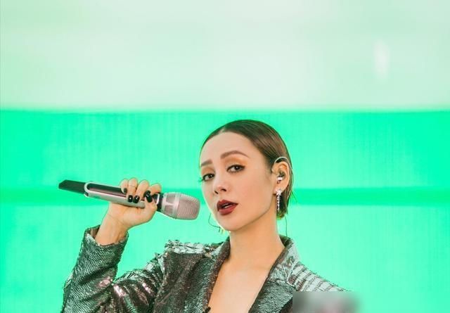 姐姐|《乘风破浪的姐姐》宁静来这一趟,真是得不偿失!