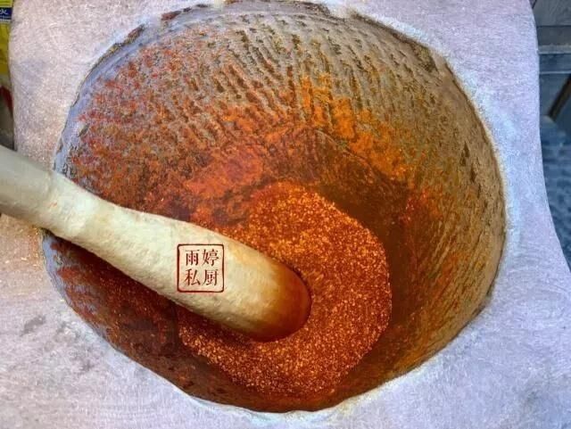  辣椒油|做辣椒油，很多人第一步就错了，掌握这方法，辣椒油又红又香