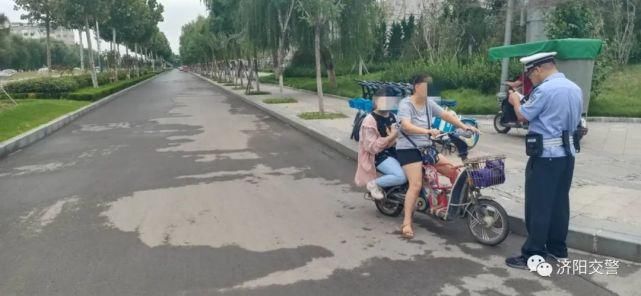 济阳|济阳交警持续整治非机动车交通违法行为！