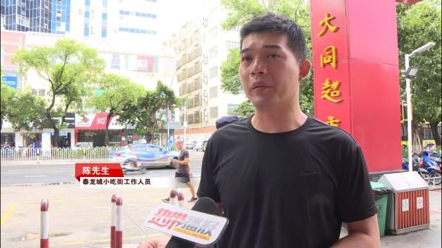  卫生|杂物乱堆放，卫生有死角，这两个单位“门面”不好看！