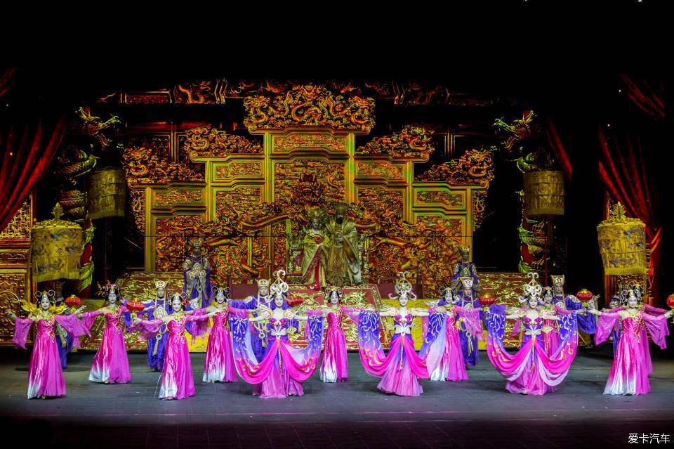  主题酒店|杭州有很多美景与动人的故事，宋城千古情的表演也非常震撼