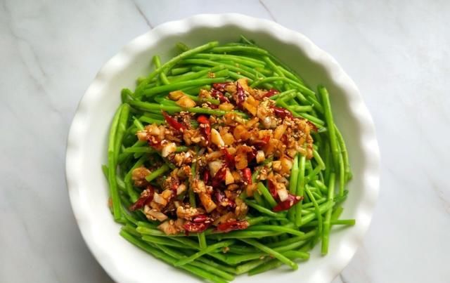 步骤|春节餐桌上最受欢迎的一道蔬菜,比肉香比肉贵,亲朋好友都喜欢