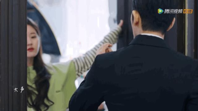  背靠|贵圈首个do成锥子脸的男星，背靠资本压番顶流小生，真宝藏
