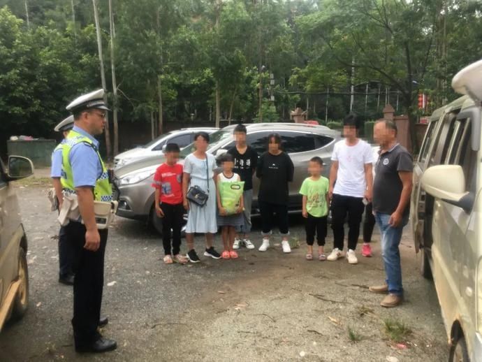  公安局交警|农村面包车丨别侥幸！超员“驶”不得，一个都不能多！