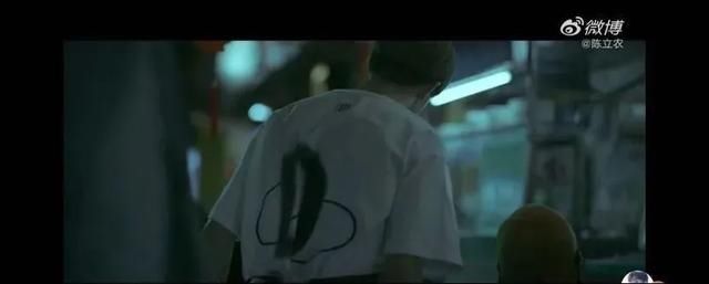  女孩|愿每个女孩都能在校园里遇到她的陈立农