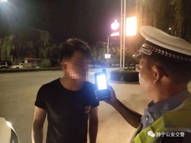 整治|静宁公安交警开展夜查专项整治行动