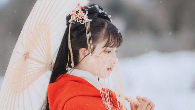  浓妆|不爱浓妆爱素颜的5大星座女：却偏偏招异性喜欢，魅力非常大！