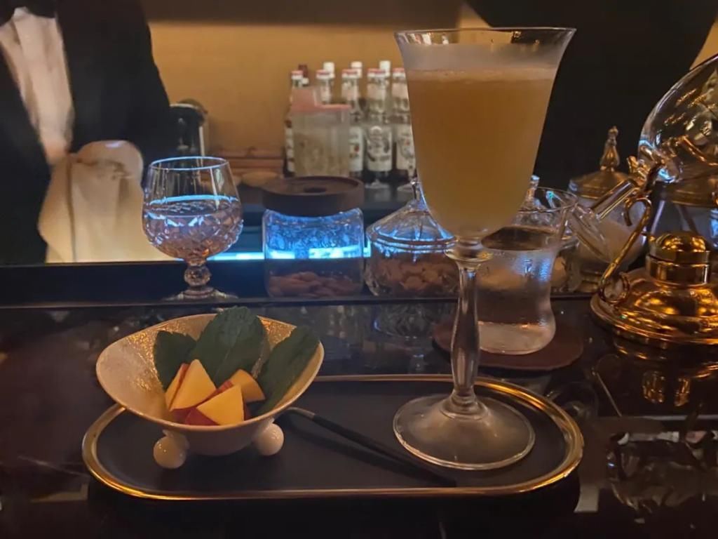  酒吧|这个季节去上海，有什么私藏酒吧餐厅好吃好喝好逛？