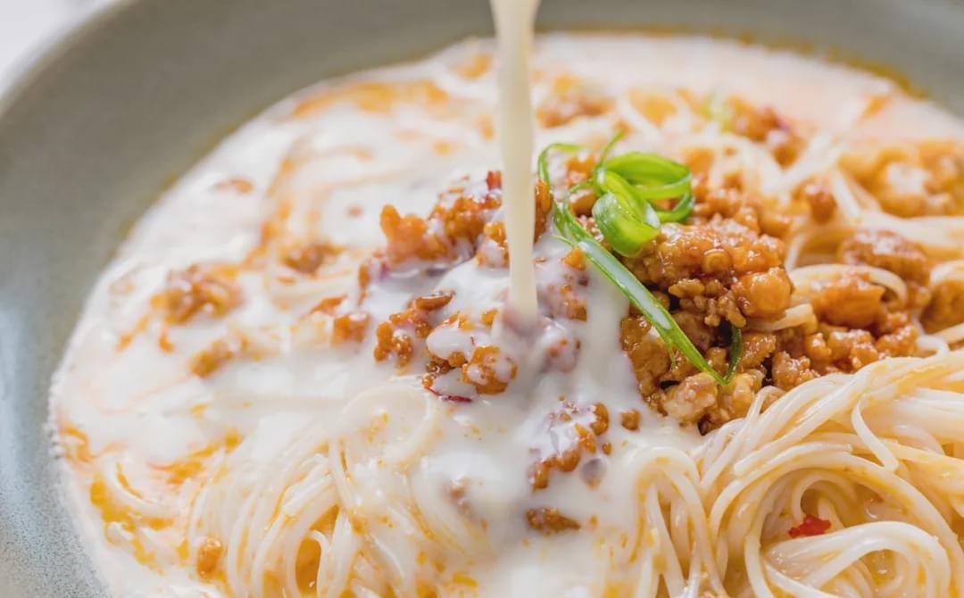 香绝|早餐别只喝豆浆了！这新吃法香绝了，简单又省心