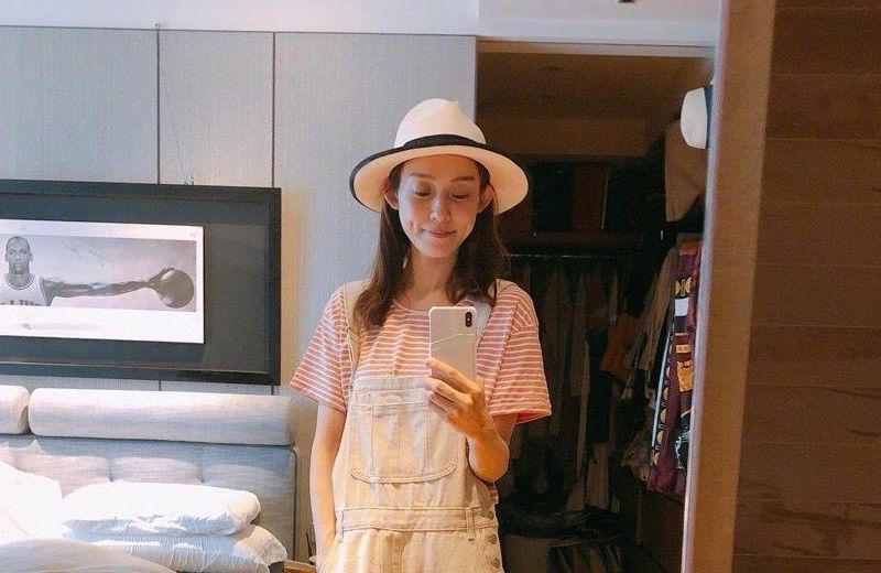  换牙|贾静雯一家做客范玮琪家，波妞门牙少一颗，网友：换牙太早了吧？