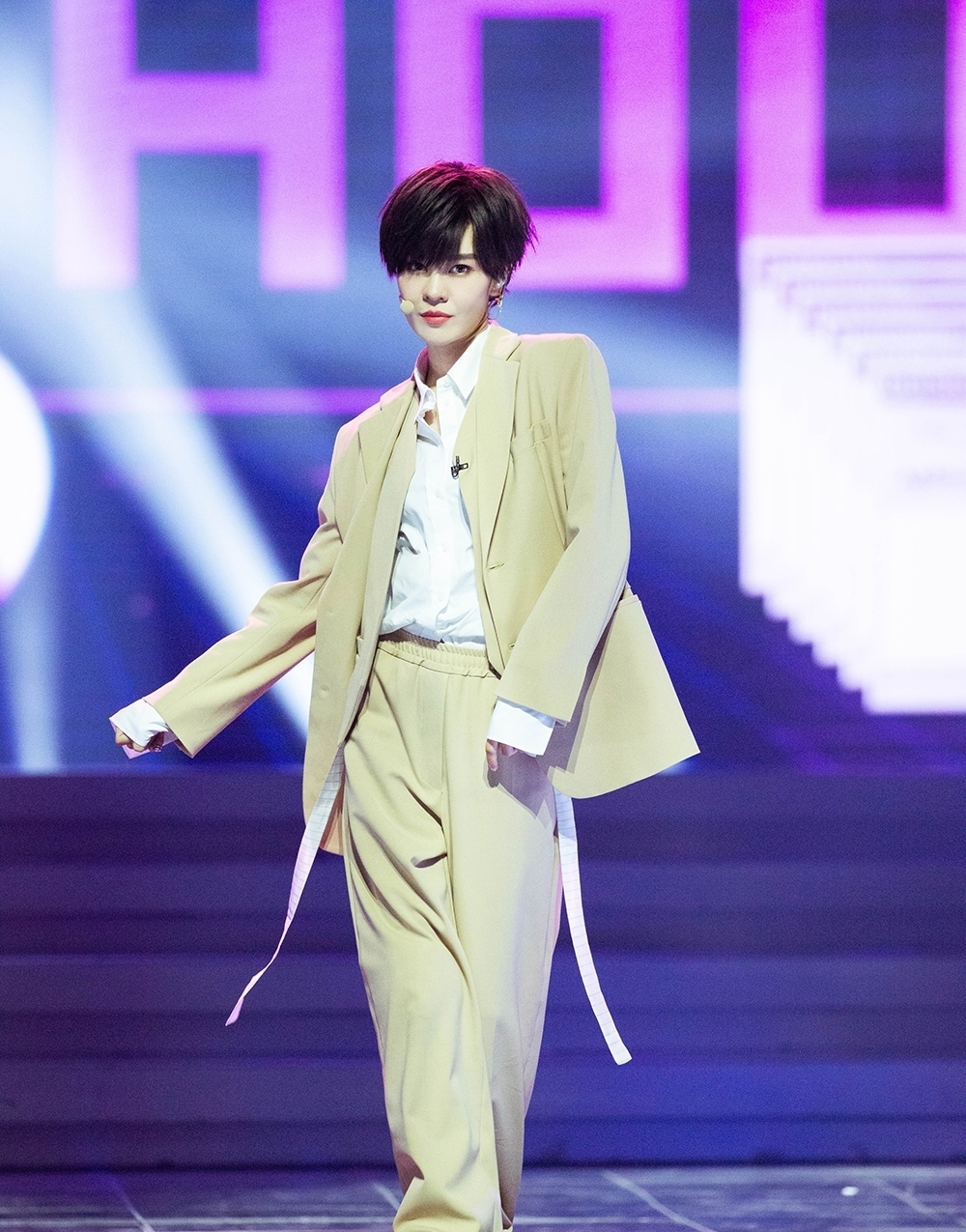 郁可唯|郁可唯:靠暴露私生活拉人气,是很恶心的事情