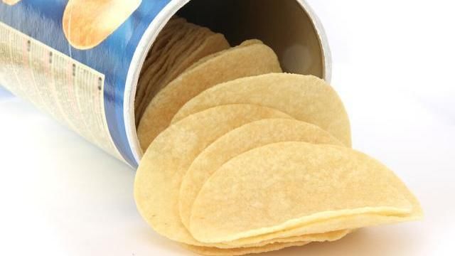 差别|薯片该买袋装还是罐装的?很多人不知道,原来差别很大,别买错了