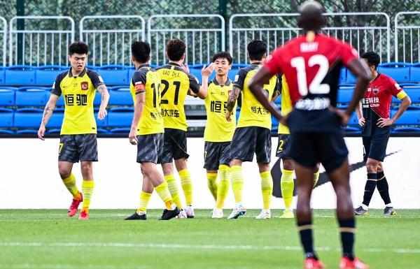  情况下|体坛联播｜广东男篮19分大逆转，曾繁日被驱逐赛后致歉